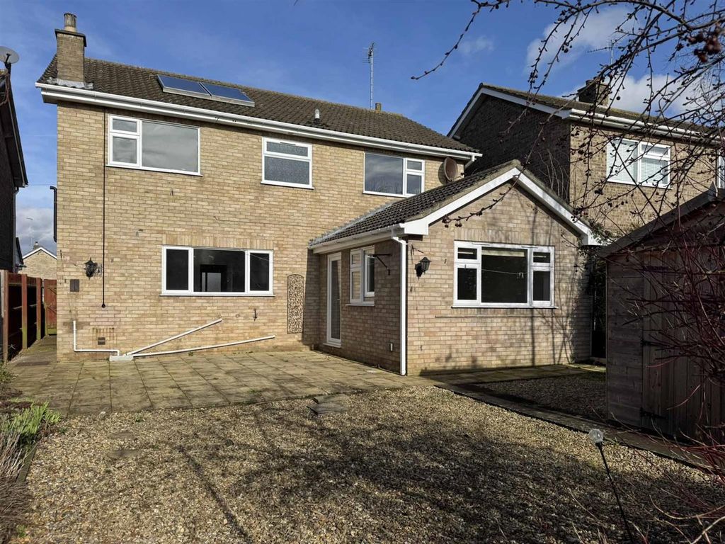 Additional image 15 of 4 bed detached house to rentGunthorpe Road, Peterborough PE4