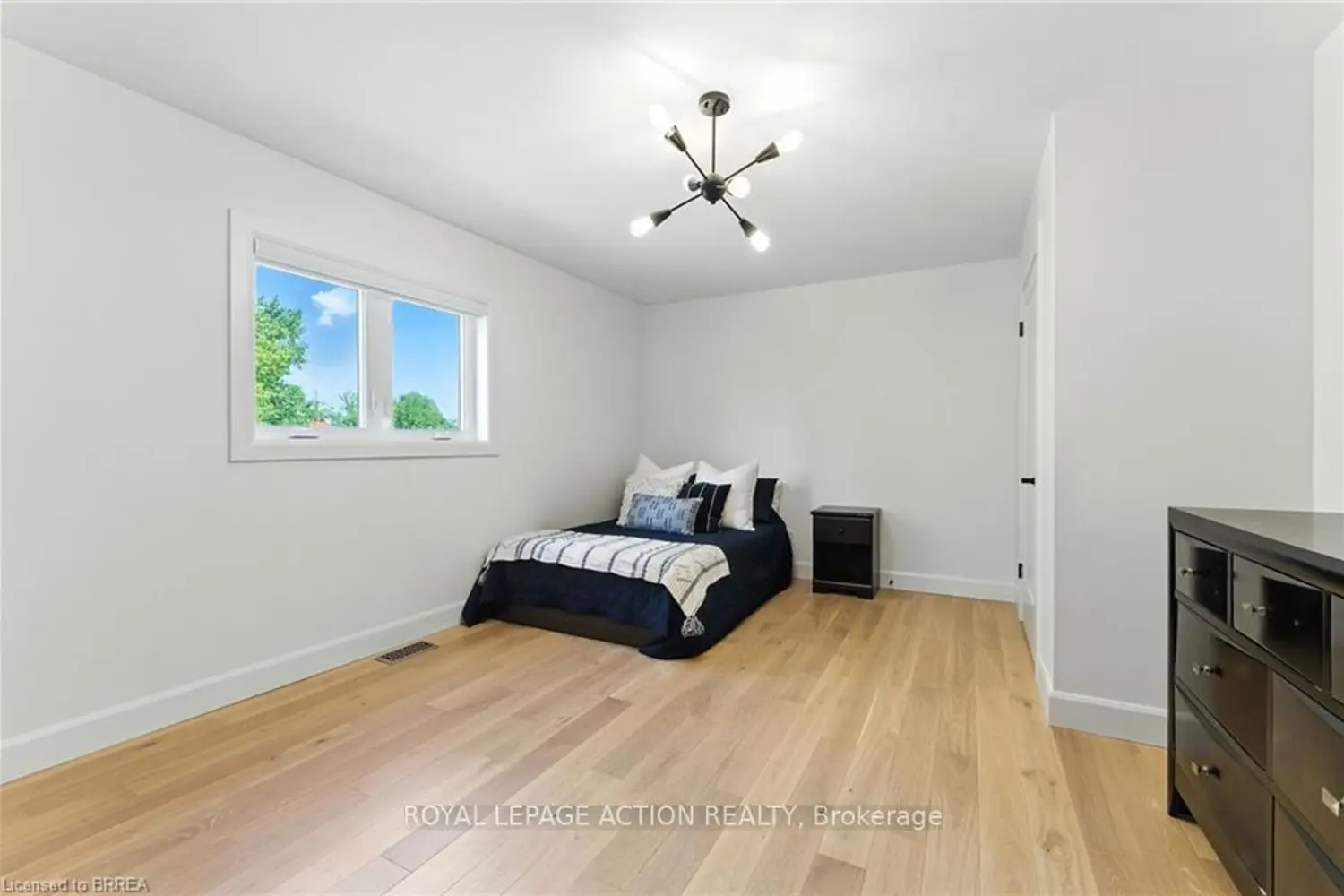 Additional image 12 of 37 Barnes Avenue