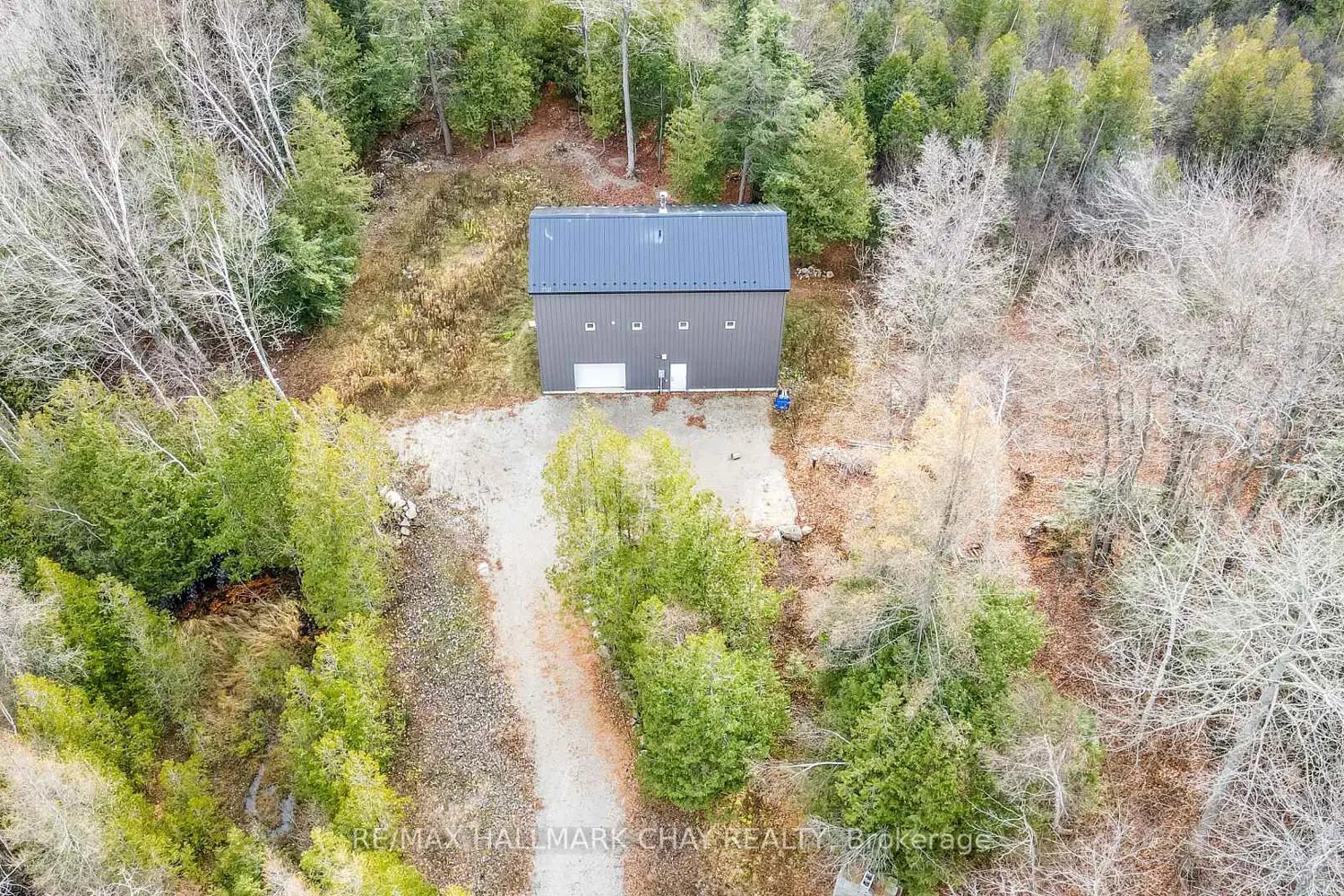 Additional image 2 of 2576 Champlain Road