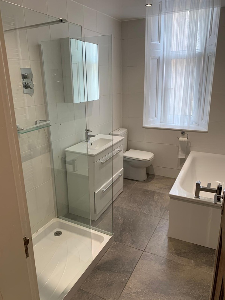 1 Bed Semi-Detached House, Fergus Drive, G20, N1 7GU