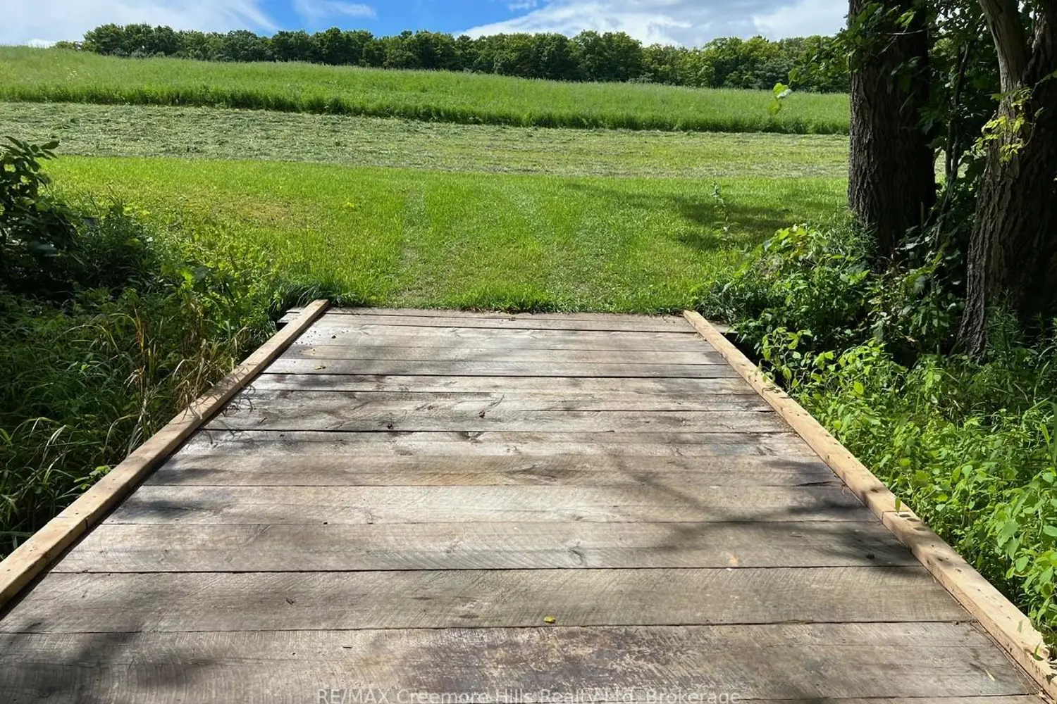 Additional image 13 of 2332 Centre Line