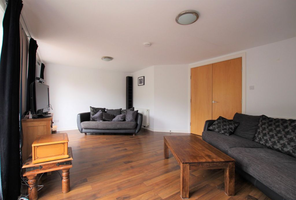 Additional image 3 of 4 bed terraced house to rentLochburn Gardens, Glasgow G20