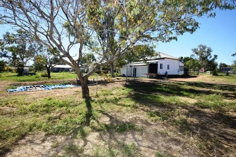 Additional image 16 of 30-32 Flinders Street, Ilfracombe QLD 4727