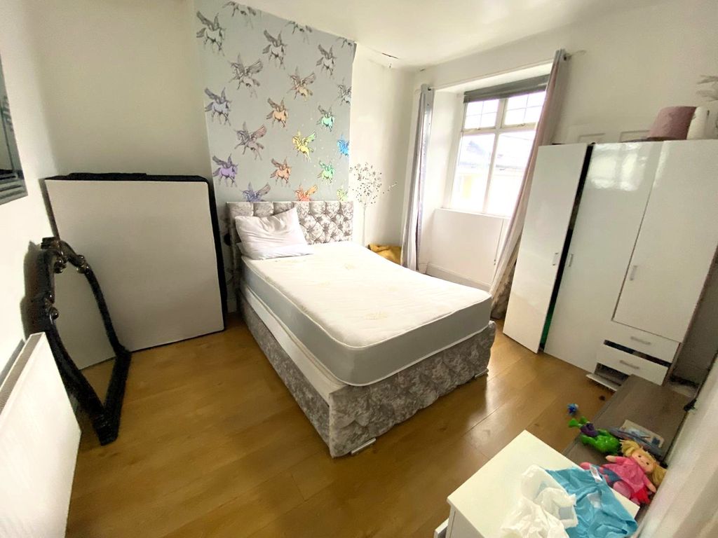 Additional image 4 of 4 bed terraced house to rentCaerleon Road, Newport NP19