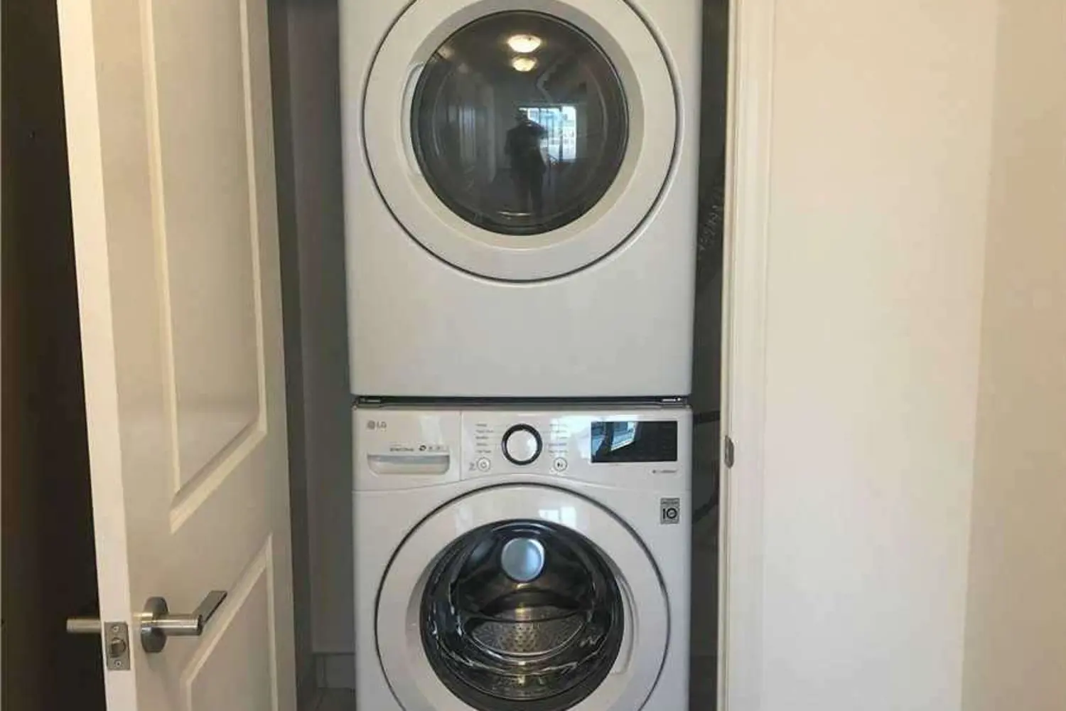 Additional image 10 of 10 Rouge Valley Drive 813A