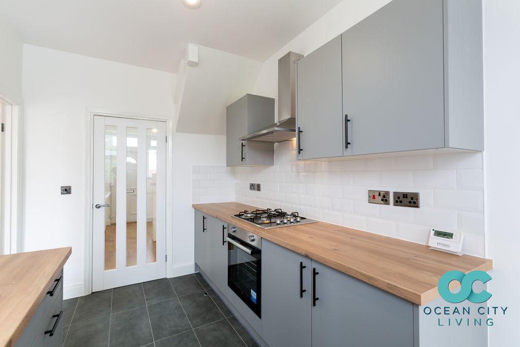 Additional image 12 of 3 bed terraced house to rentPemros Road, Plymouth PL5
