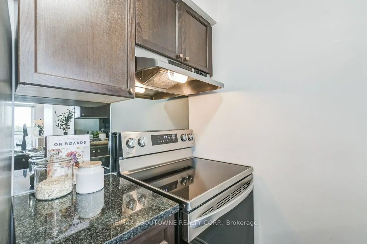 Additional image 8 of 2325 Central Park Drive 405