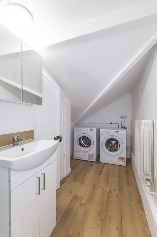Additional image 10 of 1 bed flat to rentSt James Street, St Peter Port GY1