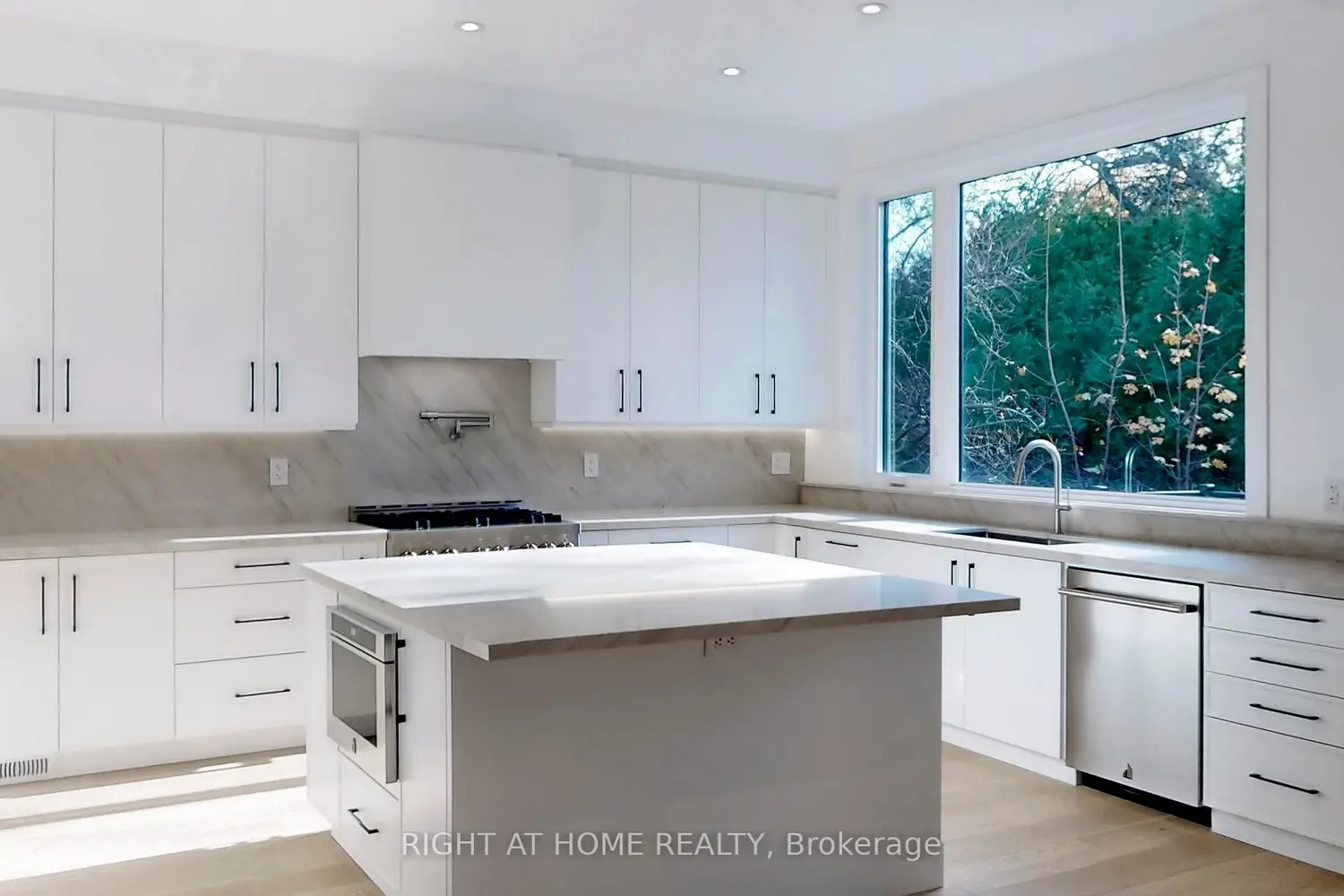 Additional image 3 of 19 Putney Road