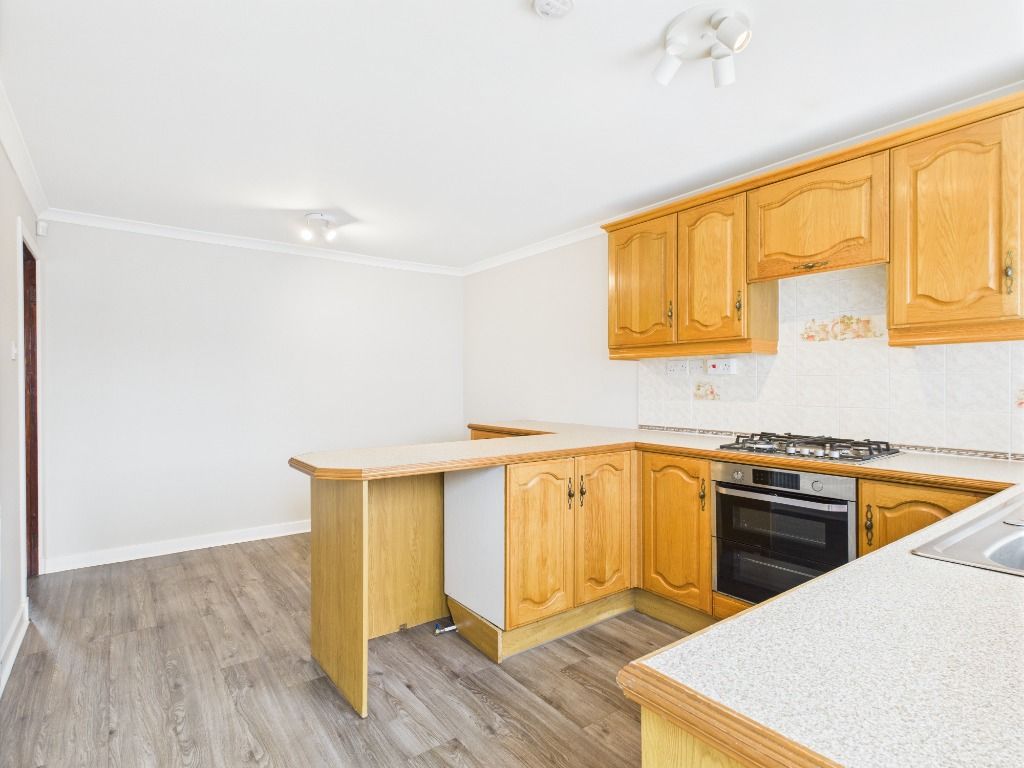 Additional image 5 of 3 bed semi-detached house to rentLoch Park Avenue, Carluke ML8