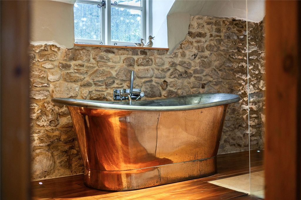 Additional image 26 of 5 bed detached house to rentChurch Road, Horspath, Oxford OX33