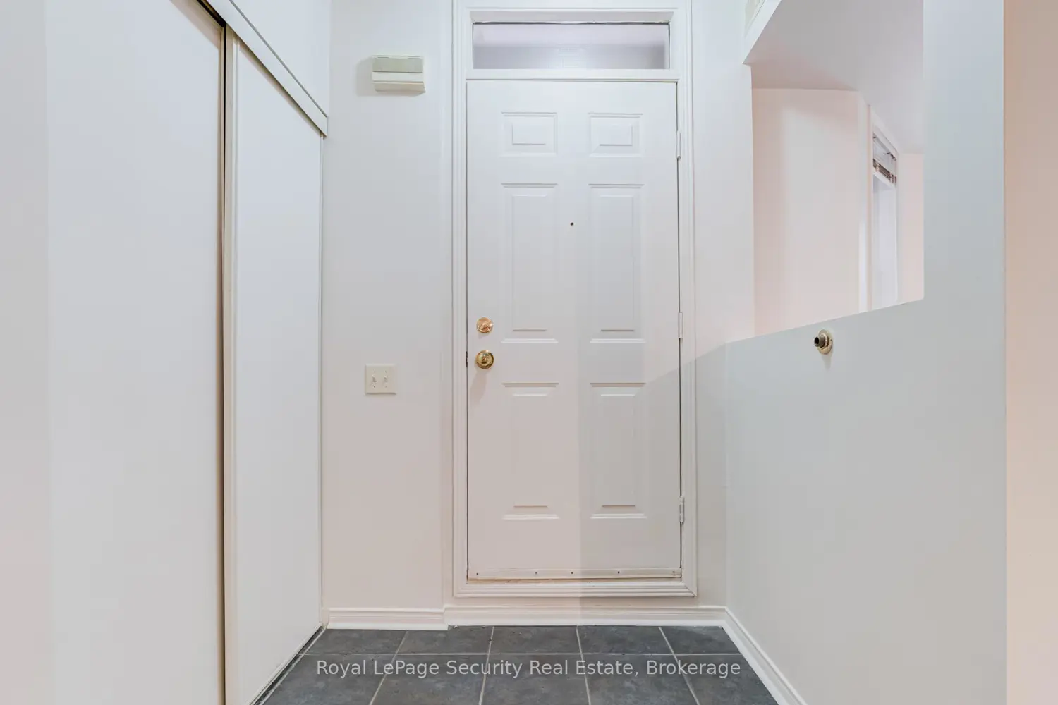 Additional image 7 of 760 Lawrence Avenue 137
