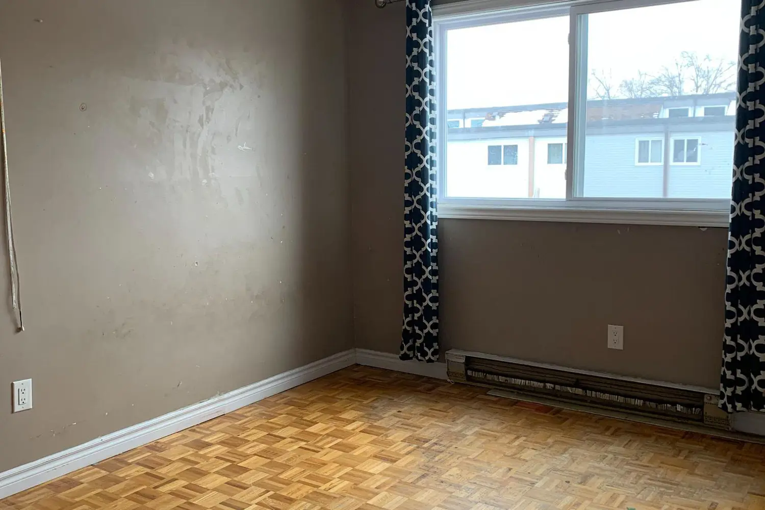 Additional image 11 of 129 Milestone Crescent