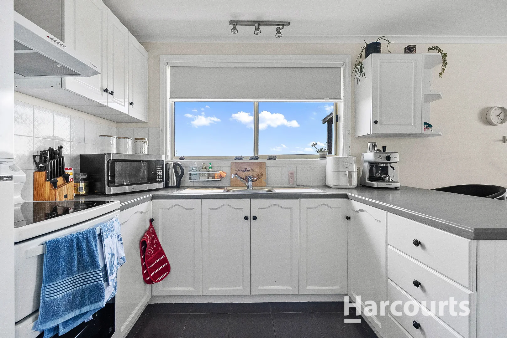 Additional image 4 of 2/2 Mary Street, Bridport TAS 7262