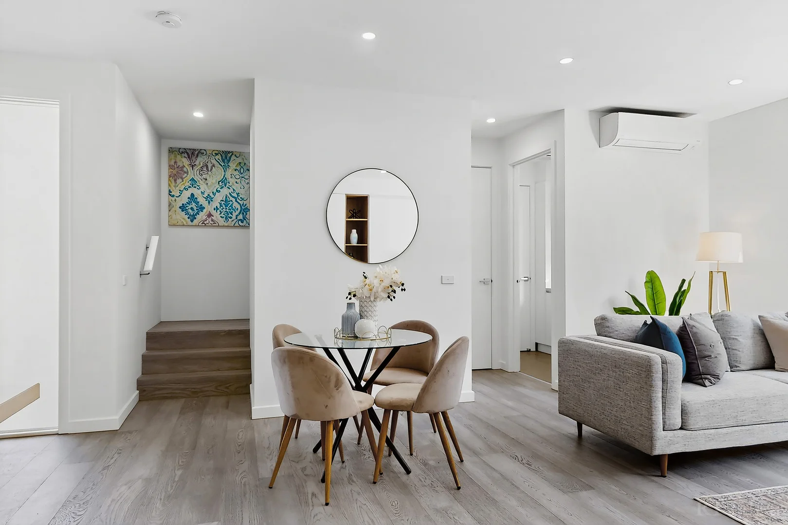 Additional image 6 of 2/39 Gillard Street, Burwood VIC 3125