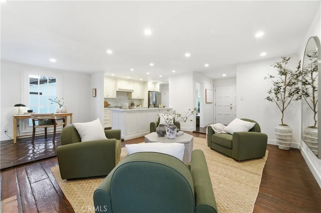 Additional image 6 of 5232 Woodman Avenue, Sherman Oaks, CA 91401