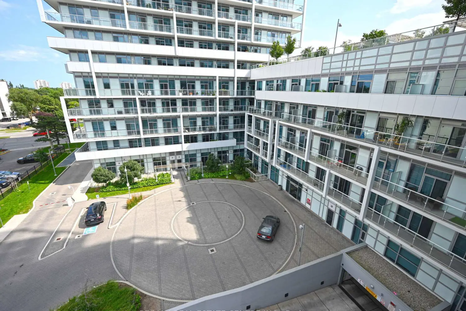 Additional image 19 of 65 Speers Road 505