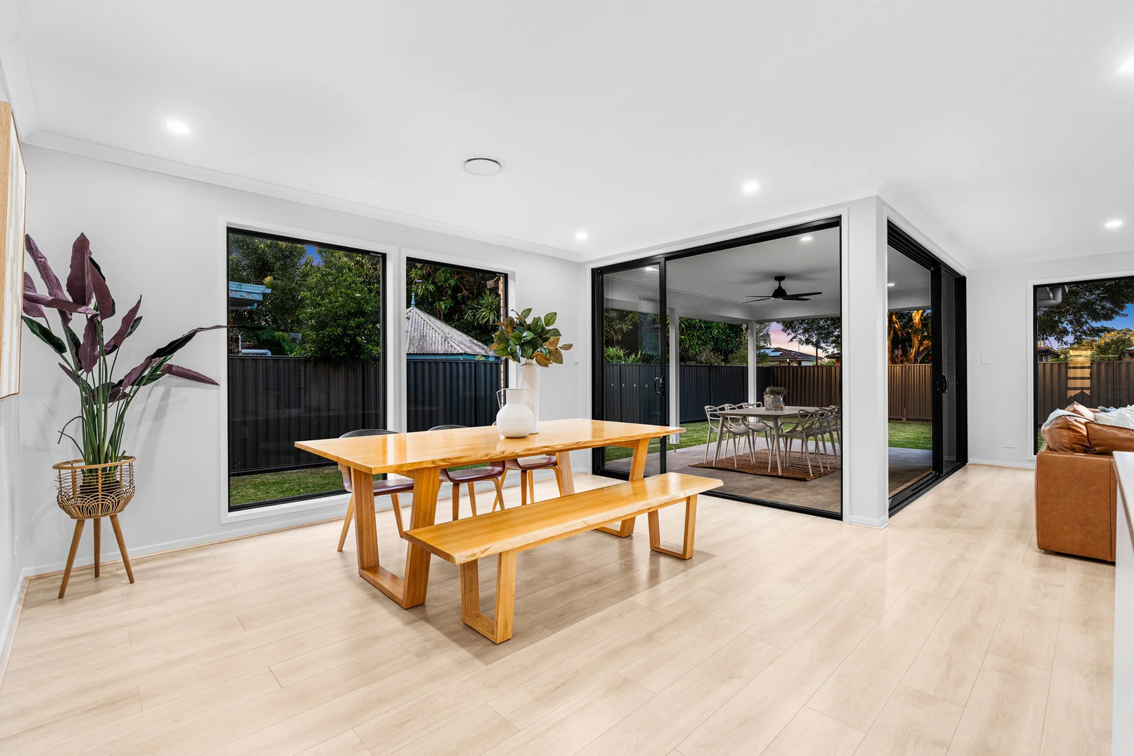 Additional image 4 of 54 Regent Street, Wynnum West QLD 4178