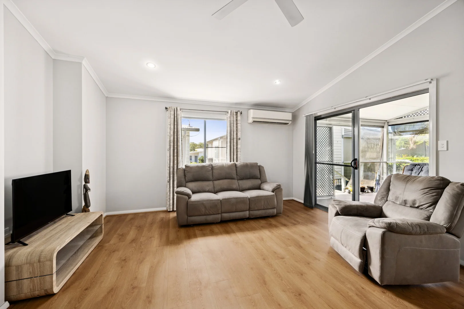 Additional image 7 of 204/4 Gimberts Road, Morisset NSW 2264