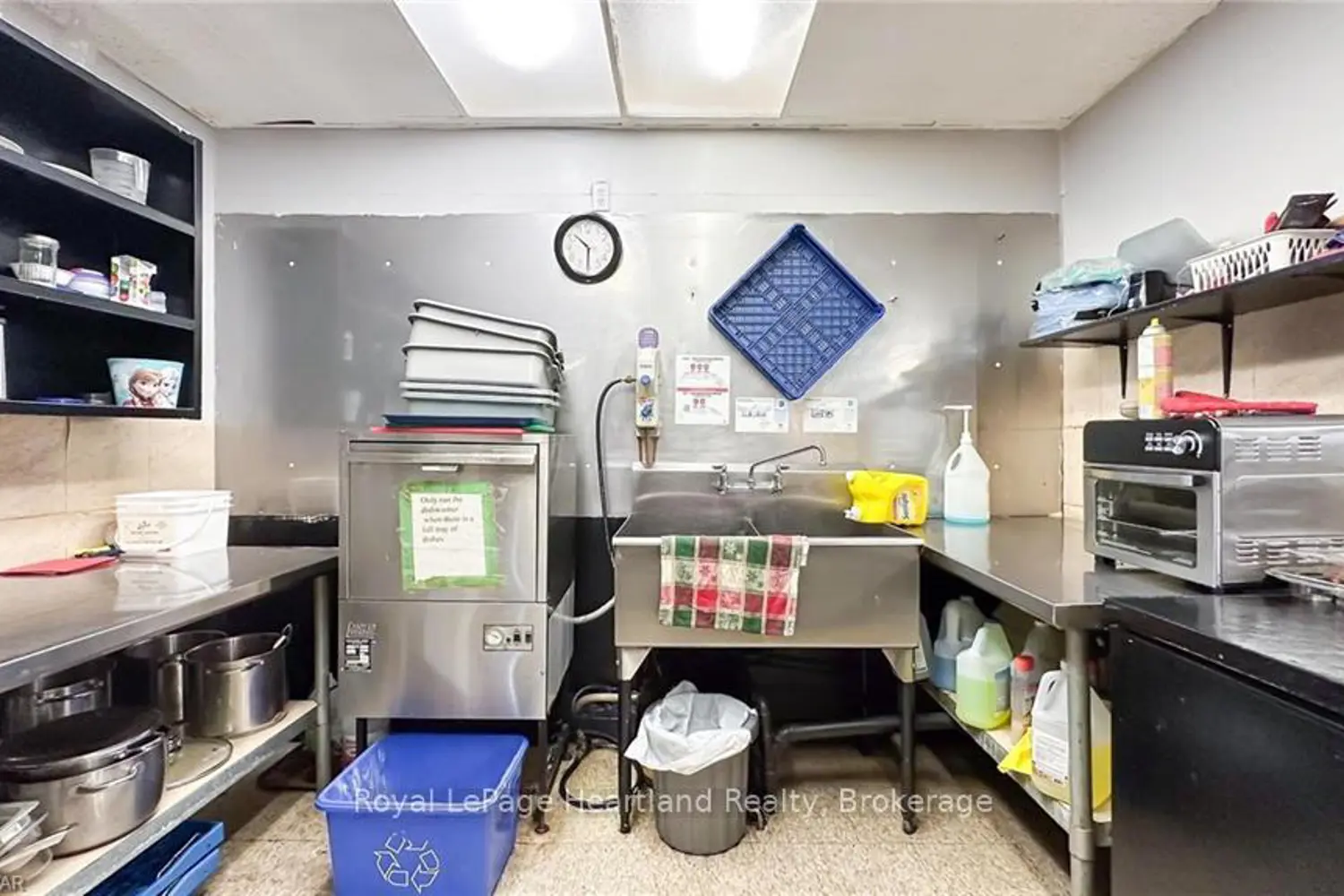 Additional image 16 of 3064 Patrick Street