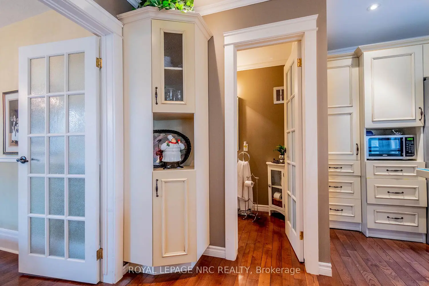 Additional image 11 of 6107 Barker Street