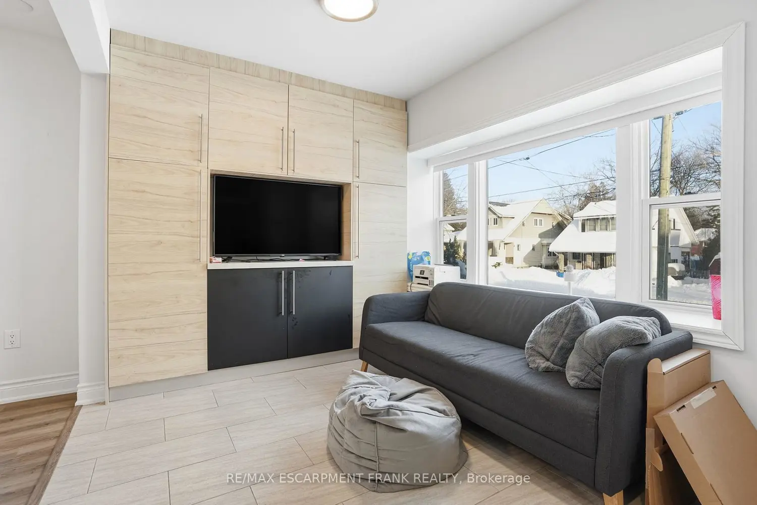 Additional image 9 of 50 Broadway Avenue