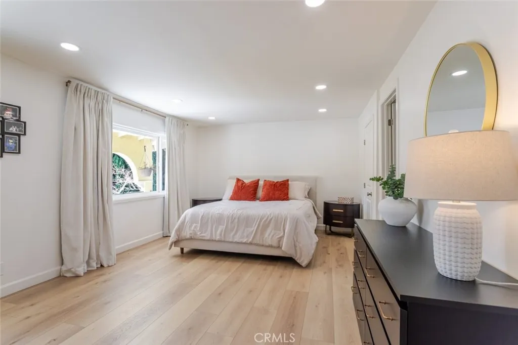 Additional image 76 of 19707 Green Mountain Drive, Newhall, CA 91321