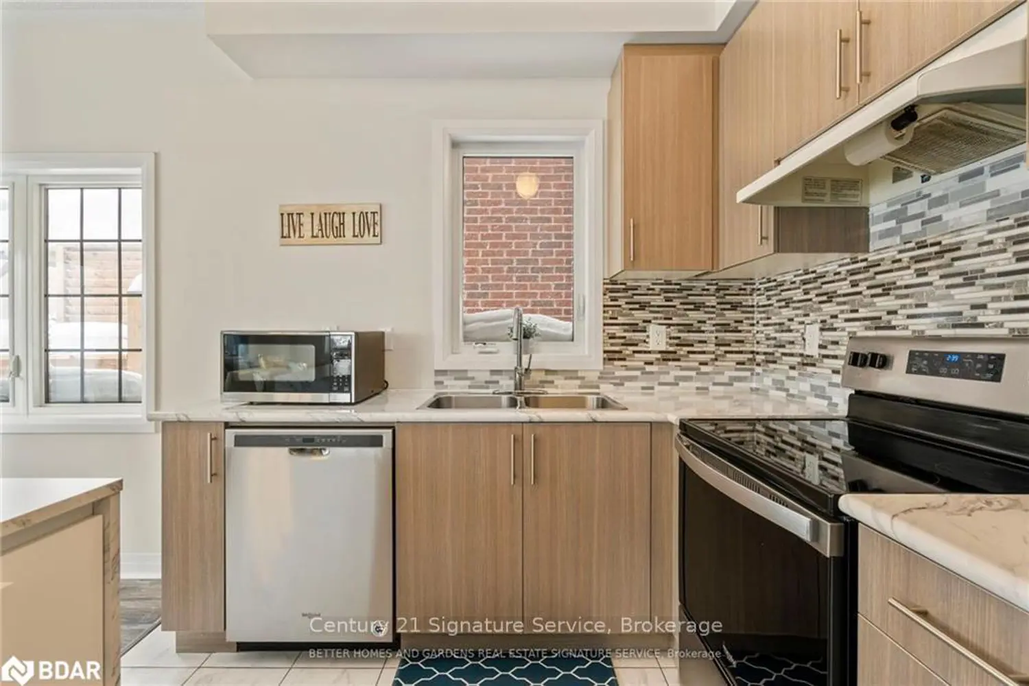 Additional image 8 of 42 Bedford Estates Crescent