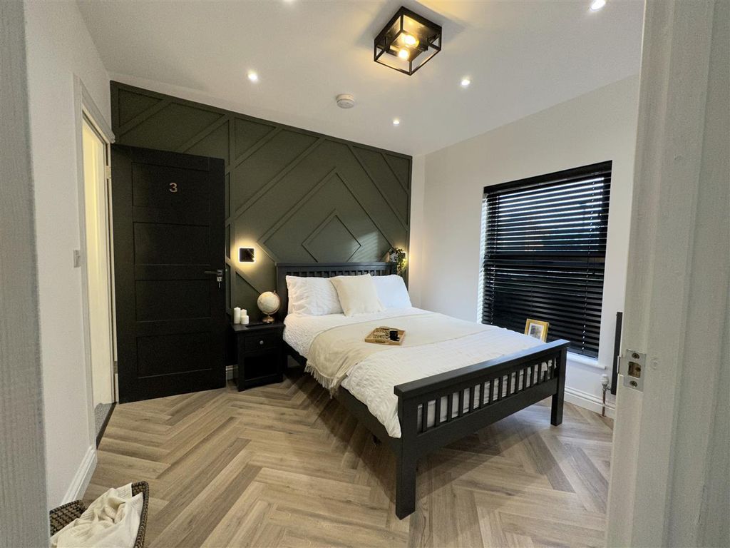 Additional image 7 of Studio to rentWellingborough Road, Rushden NN10