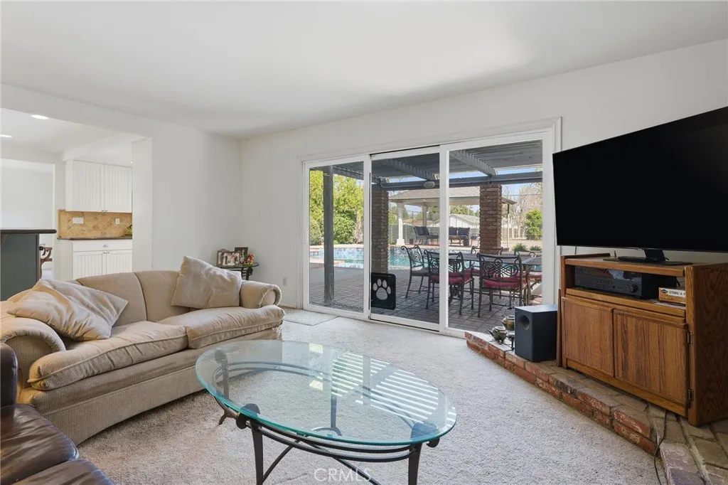 Additional image 56 of 22963 Collins Street, Woodland Hills, CA 91367