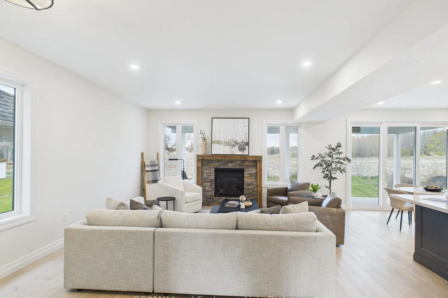 Additional image 3 of 99 Inverness Street