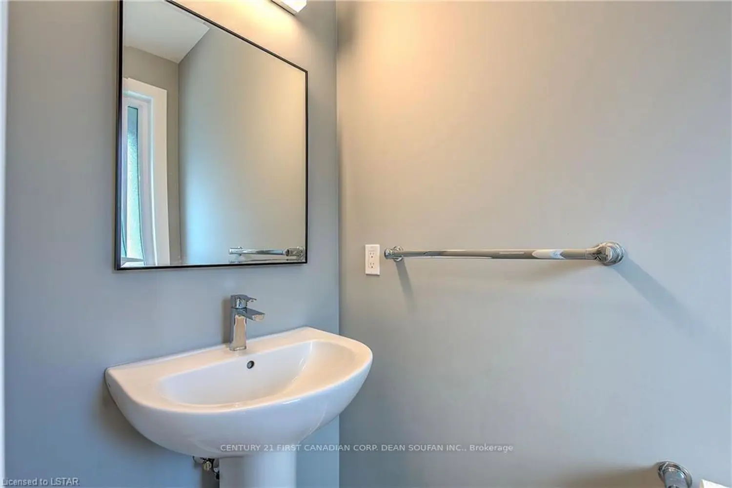 Additional image 10 of 601 Lions Park Drive 69