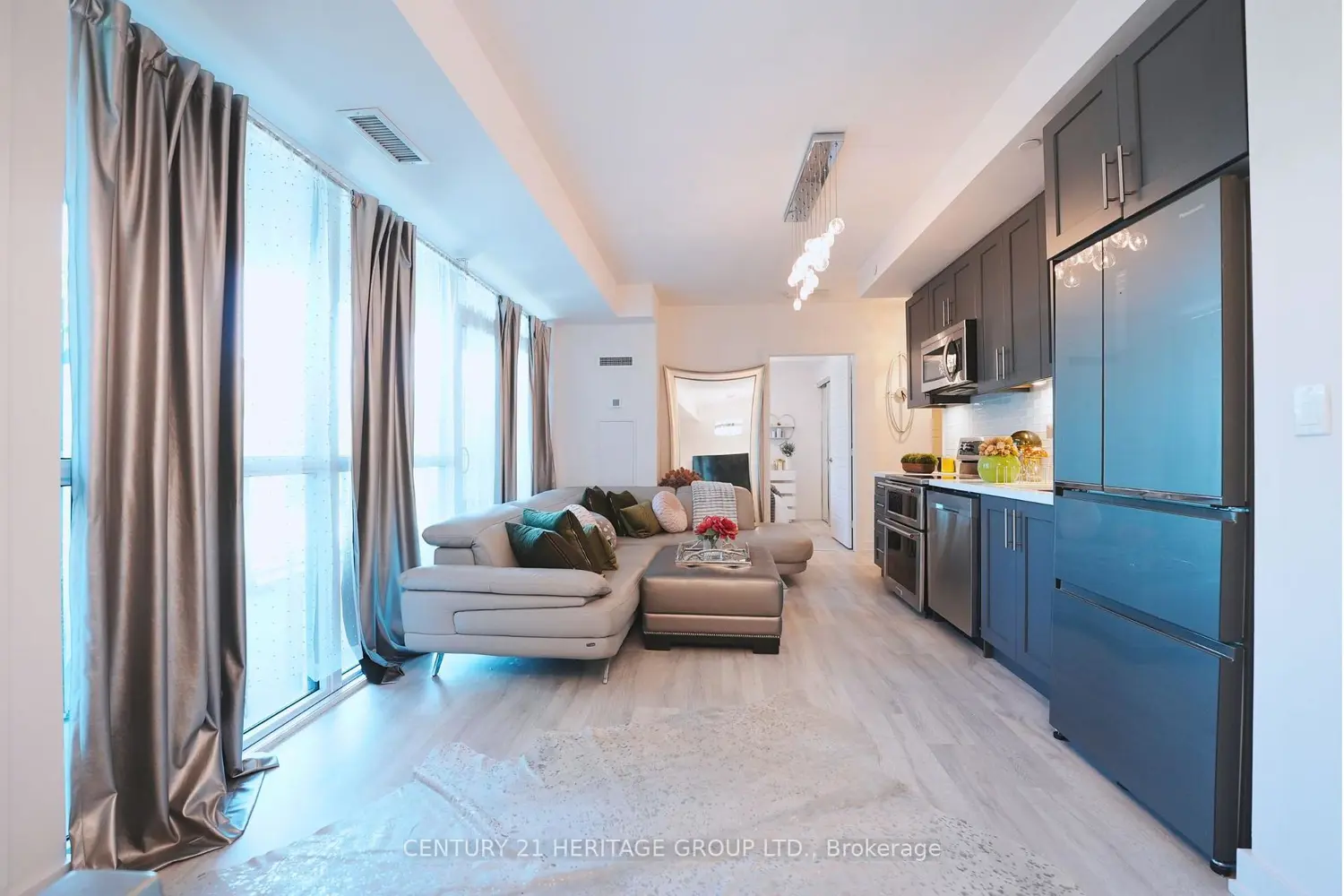 Additional image 10 of 375 Sea Ray Avenue 225