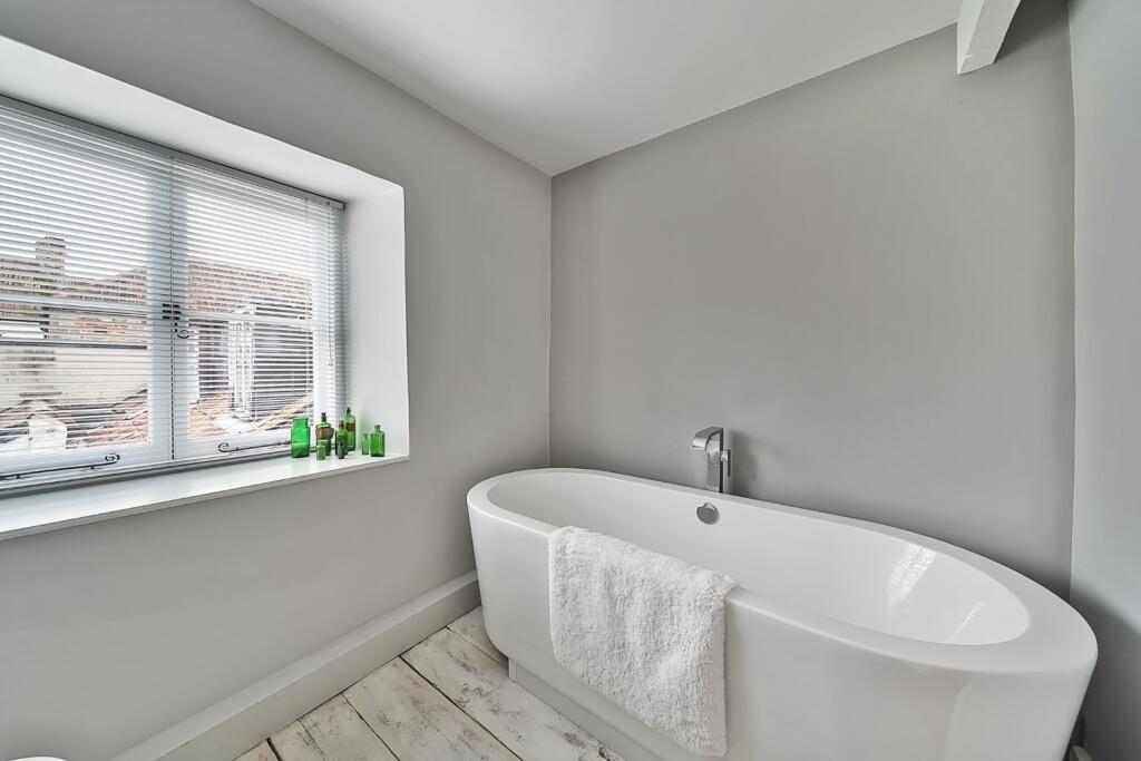 Additional image 14 of Central Wells