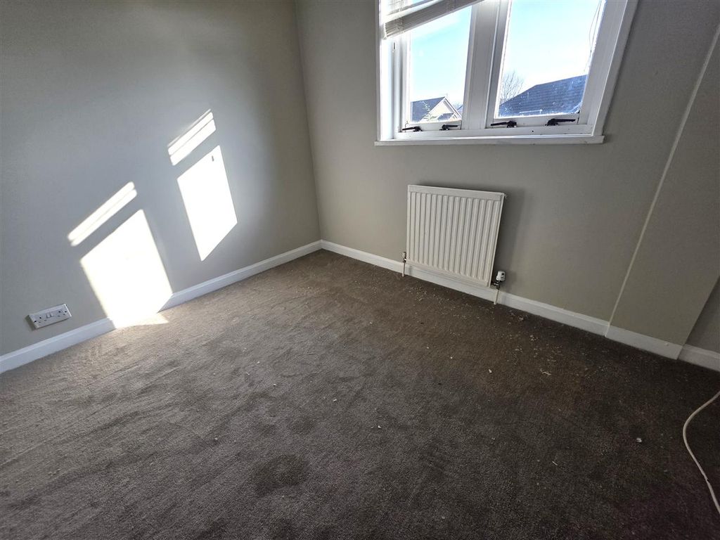 Additional image 10 of 3 bed detached house to rentTroon Place, Newton Mearns, Glasgow G77
