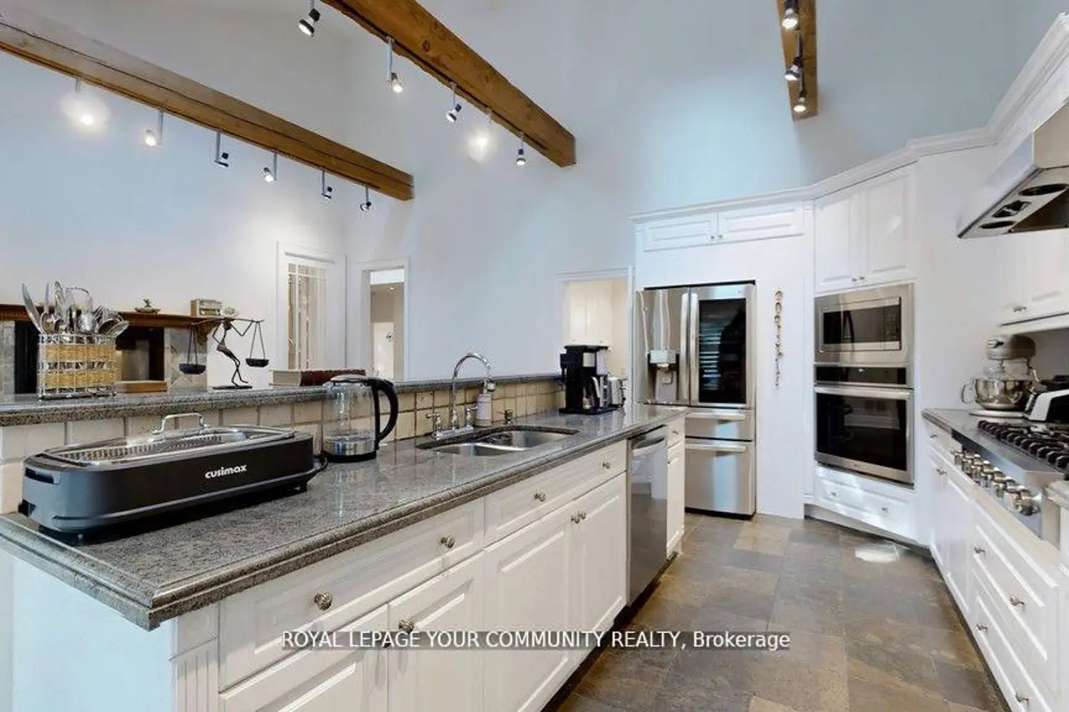 43 Denham Drive photo 3