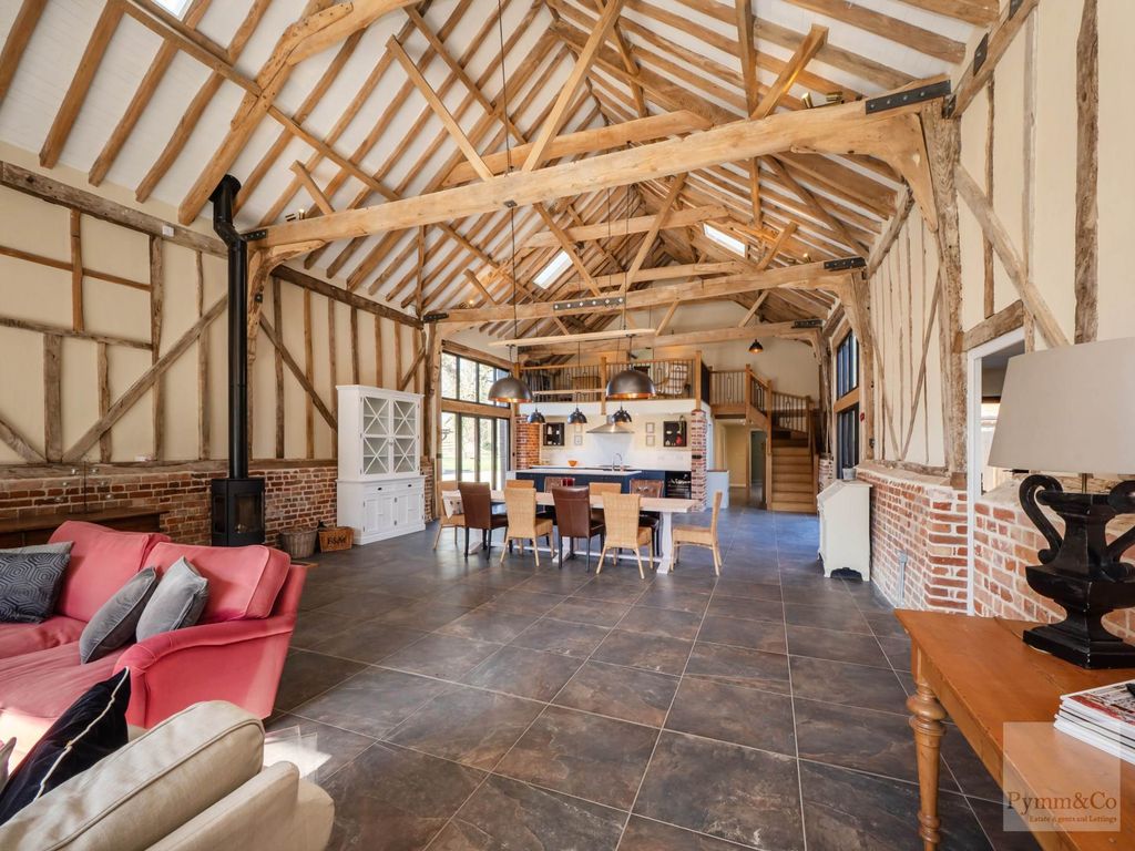4 bed barn conversion to rentAttleborough Road, Old Buckenham NR17 photo 3