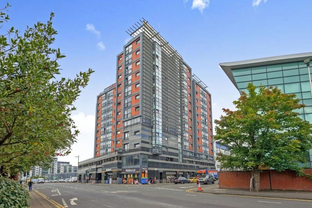 Additional image 2 of Room in a Shared Flat, Lancefield Quay, G3, N1 7GU