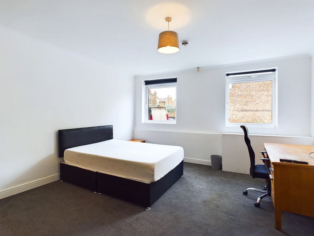 Additional image 10 of 6 bed terraced house to rentNewborough Street, York, North Yorkshire YO30