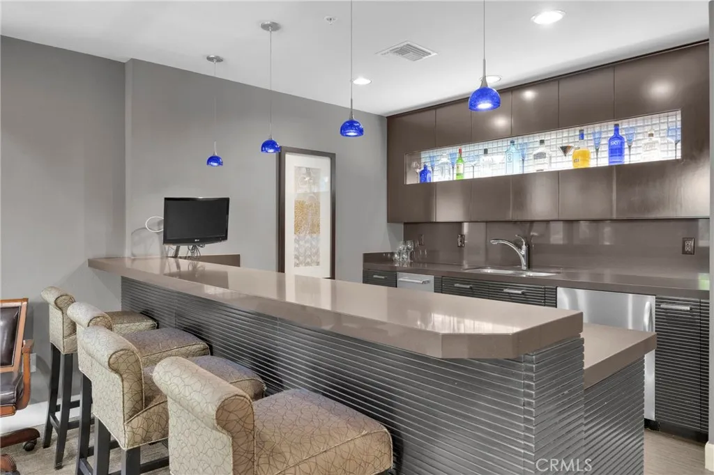 Additional image 101 of 300 E 4th St Unit 115, Long Beach, CA 90802