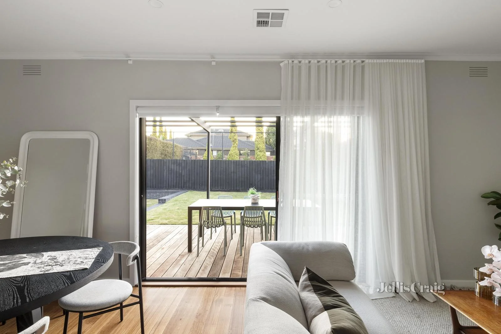 Additional image 14 of 7 Roberts Street, Essendon VIC 3040