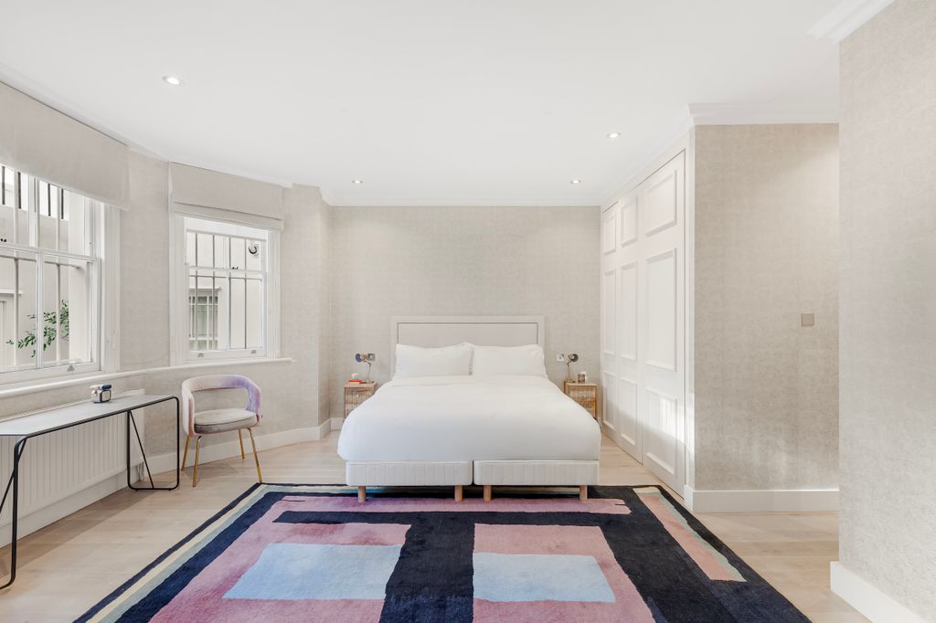Additional image 6 of 3 bed flat to rentHolland Park, London W11