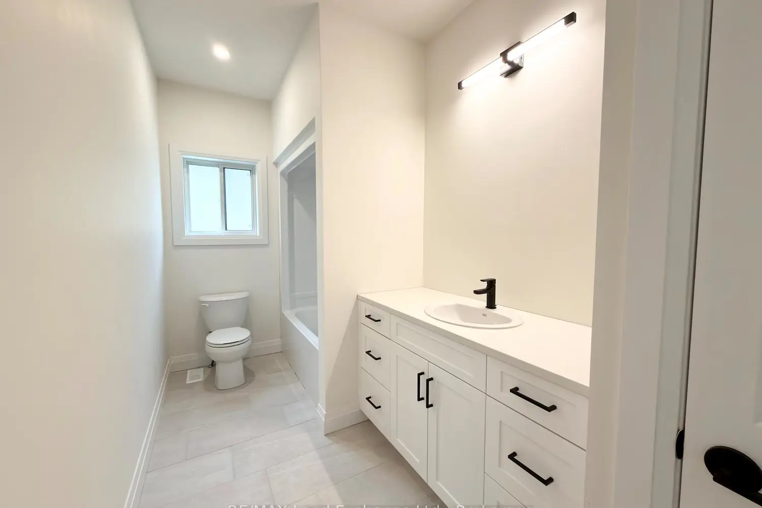 151 Westlinks Drive photo 5