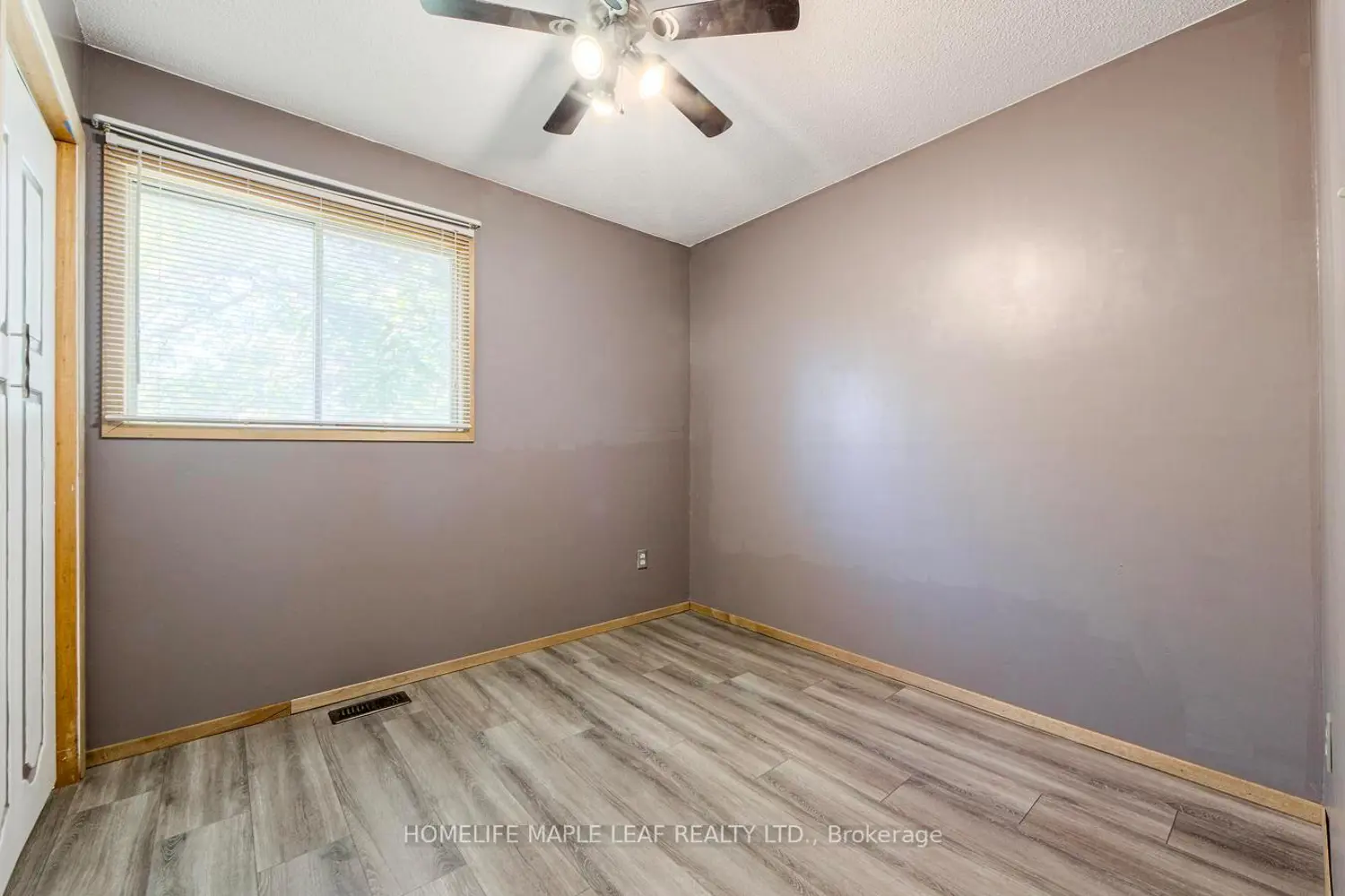 Additional image 8 of 758007 2Nd Line