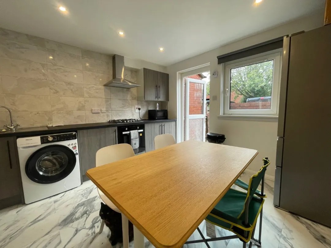 Additional image 10 of 3 Bed Detached House, Keith Court, G11, N1 7GU