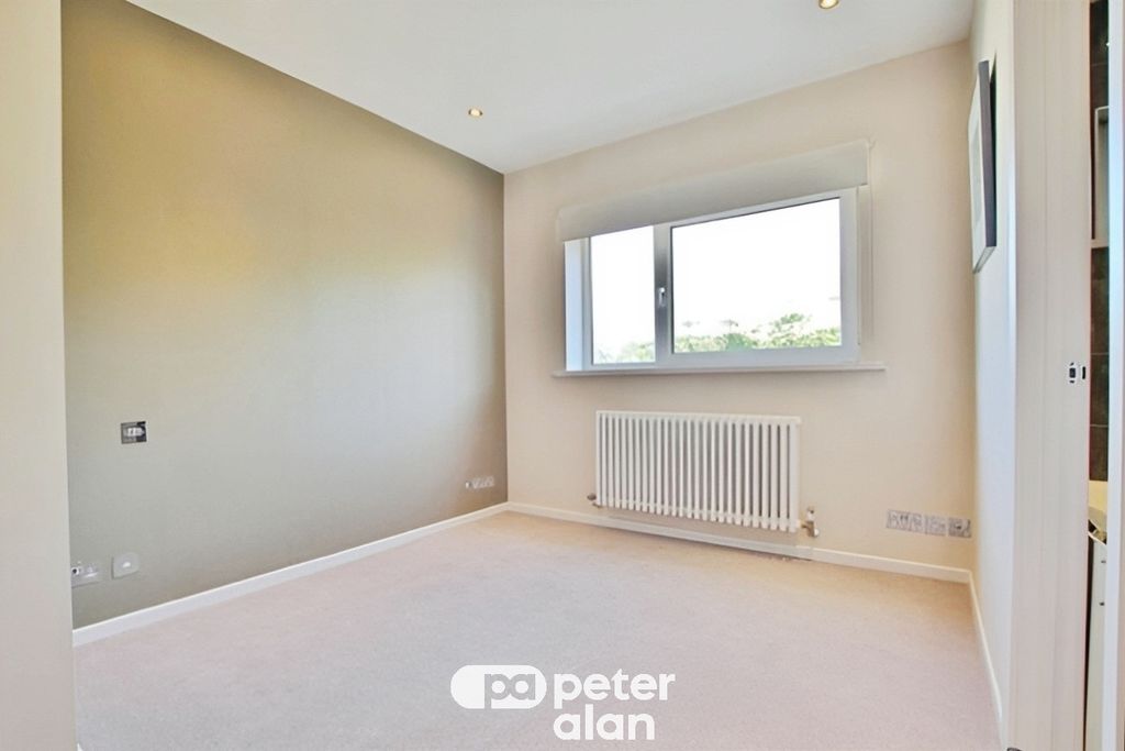 Additional image 15 of 2 bed flat to rentLake Road East, Cardiff CF23