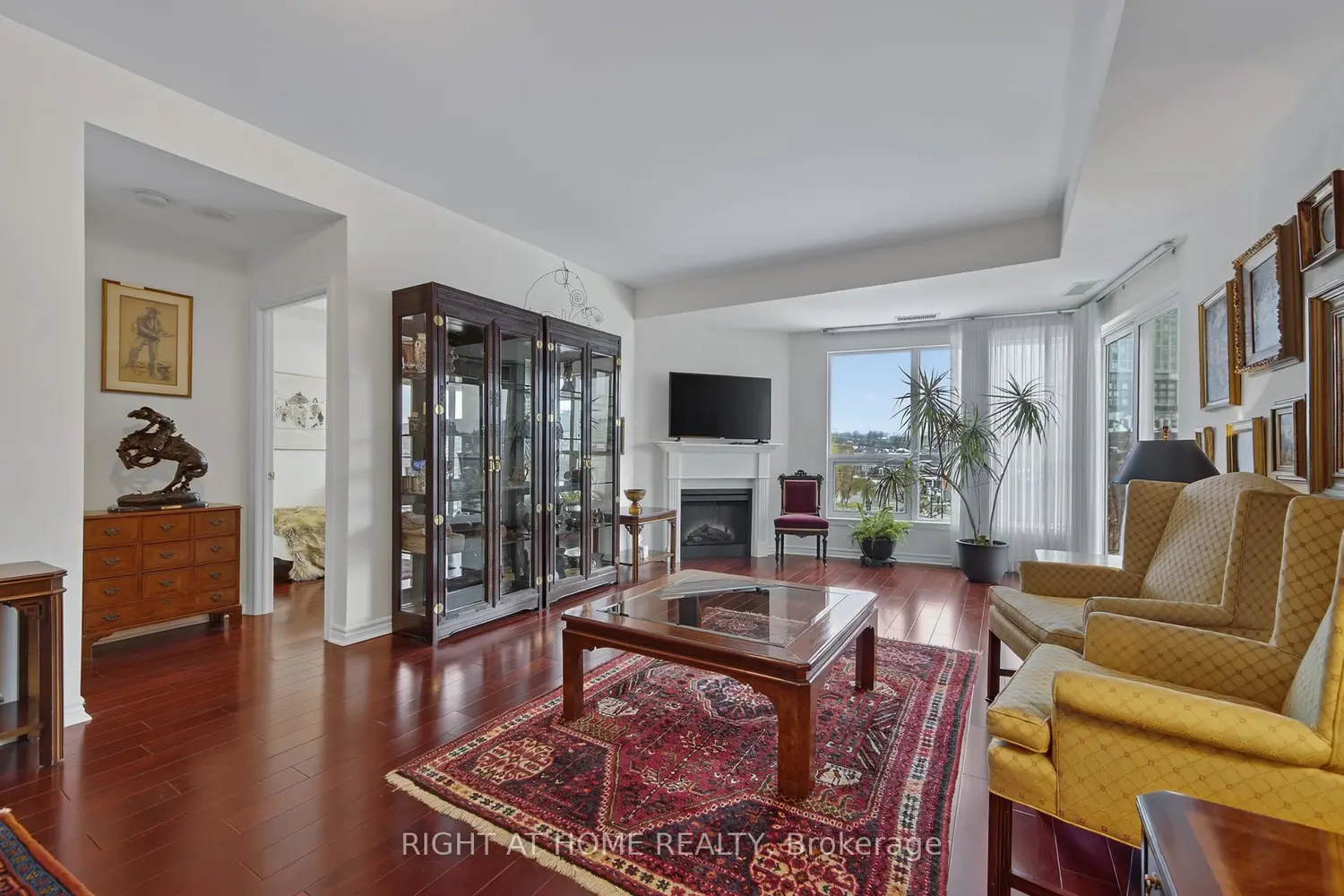 Additional image 9 of 6 Toronto Street 409