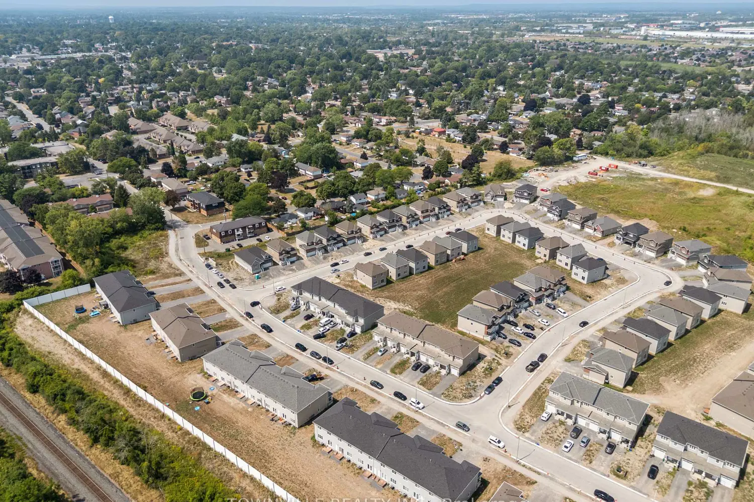 Additional image 14 of 35 Lincoln Drive