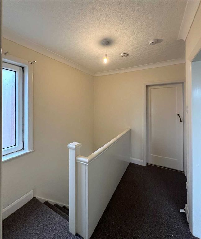 Additional image 9 of 3 bed semi-detached house to rentNewland Drive, Scunthorpe DN15