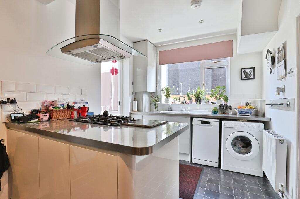 Additional image 7 of Hood Crescent, WALLISDOWN, Bournemouth, Dorset, BH10